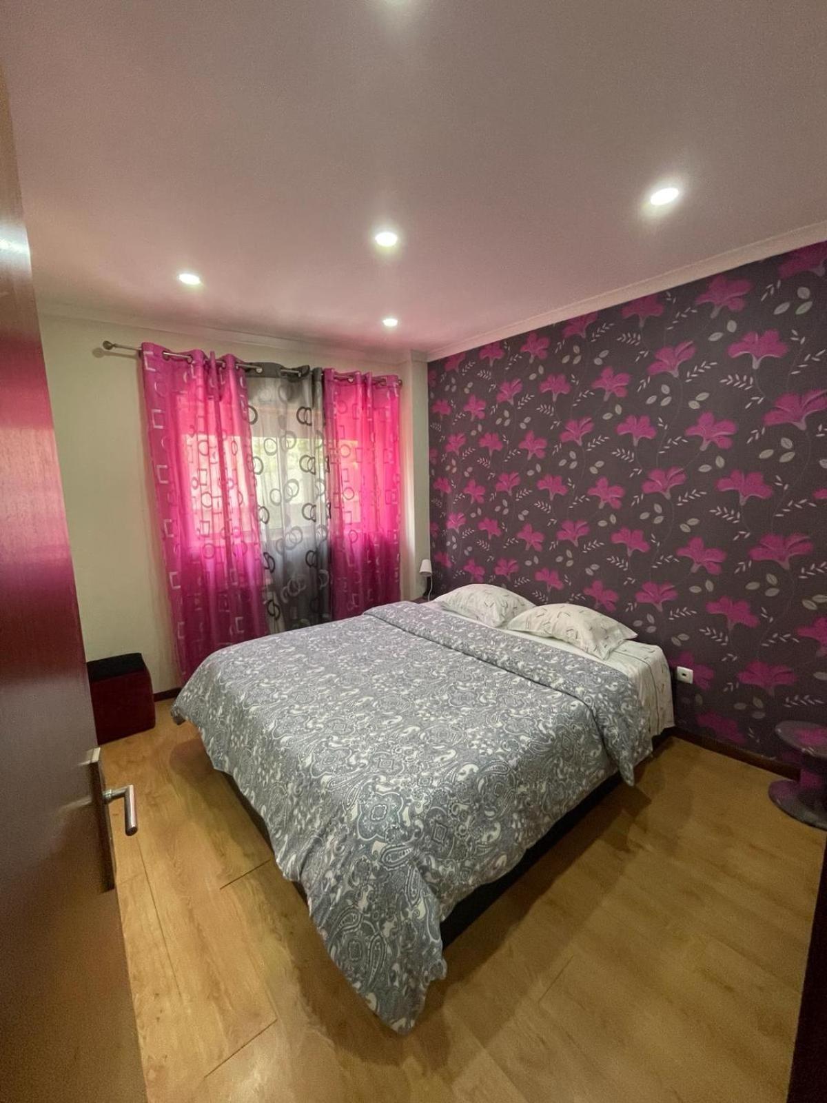 Flat4U Apartment Paredes  Ngoại thất bức ảnh