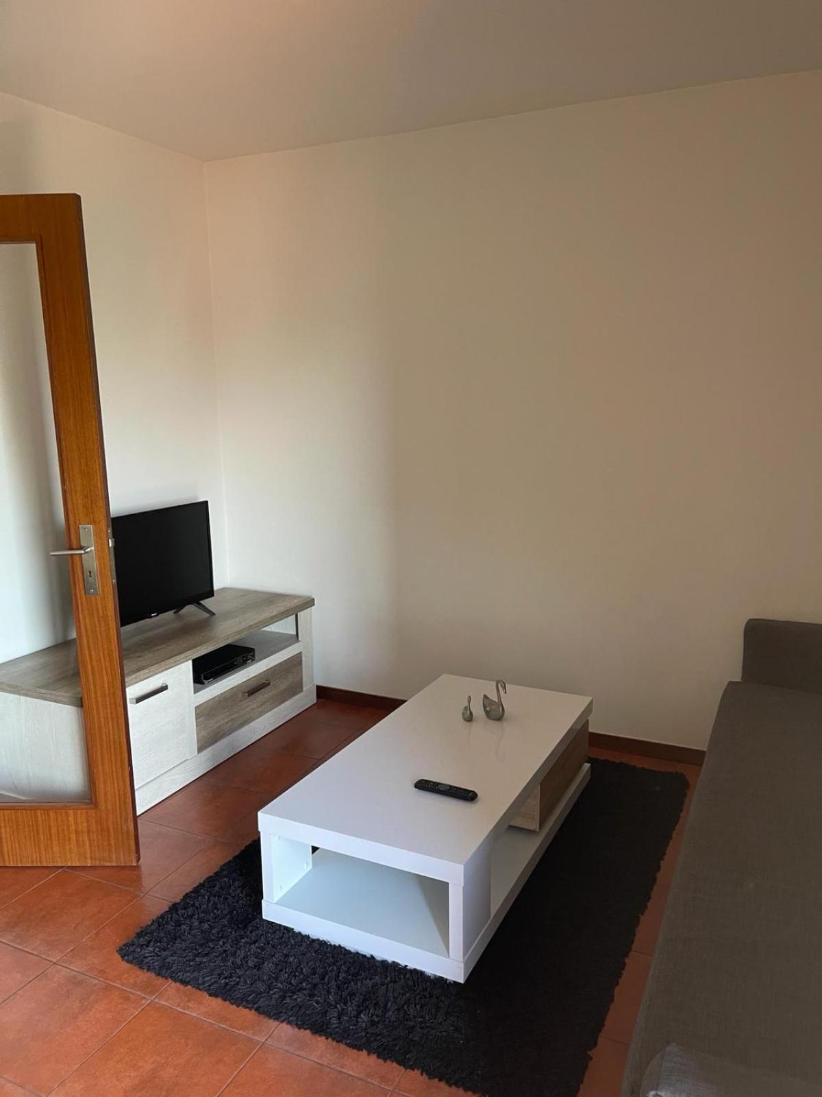 Flat4U Apartment Paredes  Ngoại thất bức ảnh