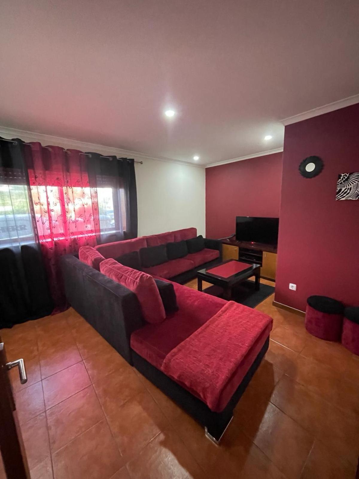 Flat4U Apartment Paredes  Ngoại thất bức ảnh